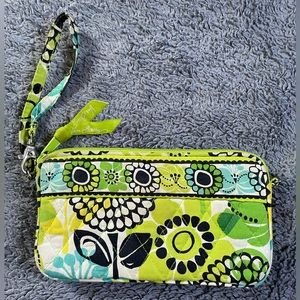 Vera Bradley Wristlet - RETIRED Limes Up pattern